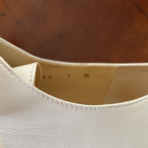 Stuart Weitzman white Oxford platforms- size7 - Picture 4 of 11